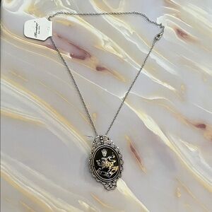 Rose Cullen twilight replica Cullen crest Necklace Halloween cosplay